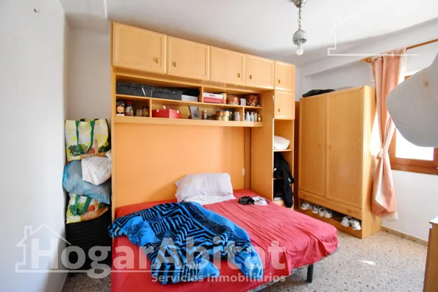 ¡Oportunidad! Amplio, luminoso y exterior con ascensor y balcón, en excelente ubicación — 19