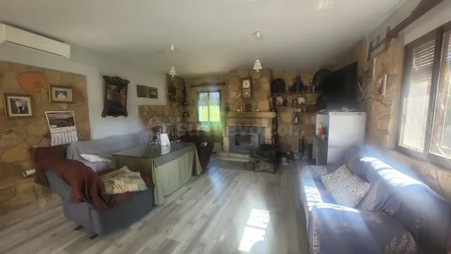CASA DE CAMPO CON ESCRITURAS EN MONTE DEL CASAR - foto 3
