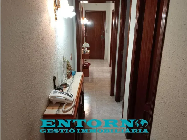 ¡Tu nuevo hogar en el corazón de Mollet del Vallès por solo €185,000! — 17