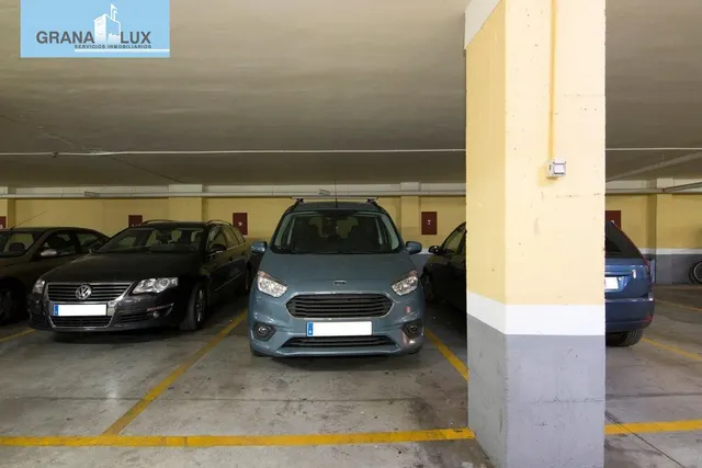 Magnifica vivienda con garaje en vergeles, junto a palacio de deportes — 28