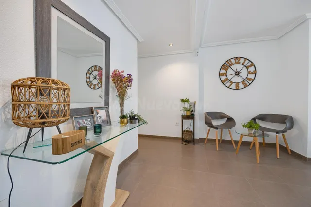 APARTAMENTO DE 3 DORMITORIOS 1 BAÑO 1 ASEO EN TORREVIEJA (PLAYA DEL CURA) — 4