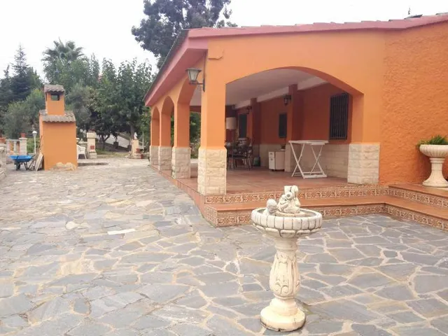 2 CASAS  INDEPENDIENTE EN VENTA EN PIERA — 23