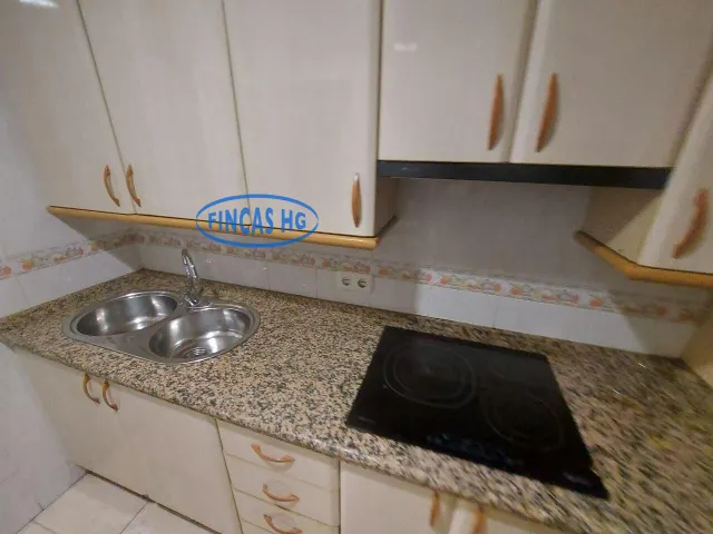 Piso en Carolinas Altas en muy buen estado de conservación — 8