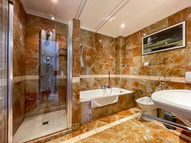Chalet 7 habitaciones 958m² en venta - Marbella — 16