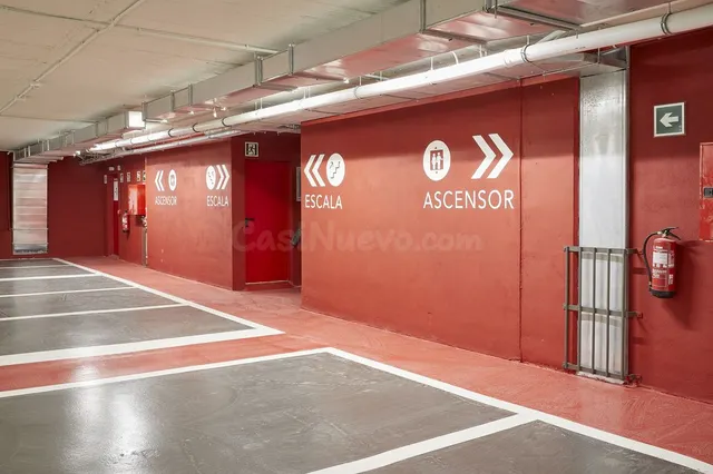 Plaza parking 10m² alquiler Eixample Barcelona centro - foto 3