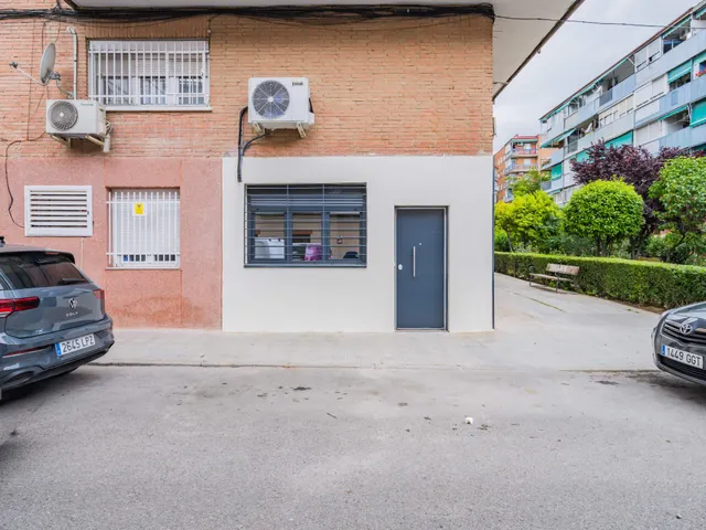 LUMINOSA VIVIENDA A ESTRENAR DE DOS PLANTAS EN COSLADA — 37
