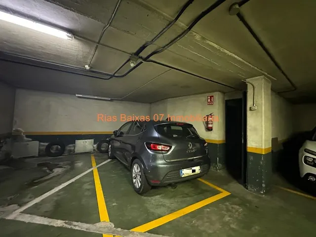 REF 7012 PISO 3 DORM. 2 BAÑOS CON PLAZA DE GARAJE Y TRASTERO EN C. PAULINO FREIRE (VIGO) — 25
