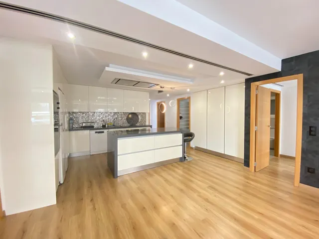 Impecable Piso Reformado en el Corazón de Gandía — 6