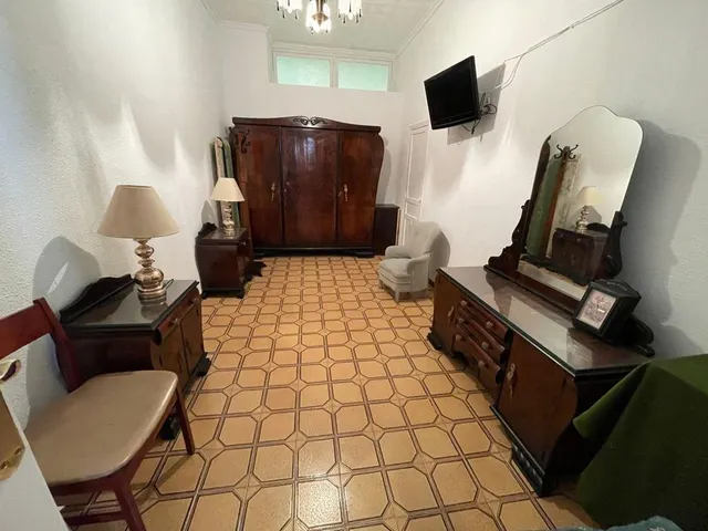 Oportunidad Única en Benalúa: Edificio con Potencial de Desarrollo — 17