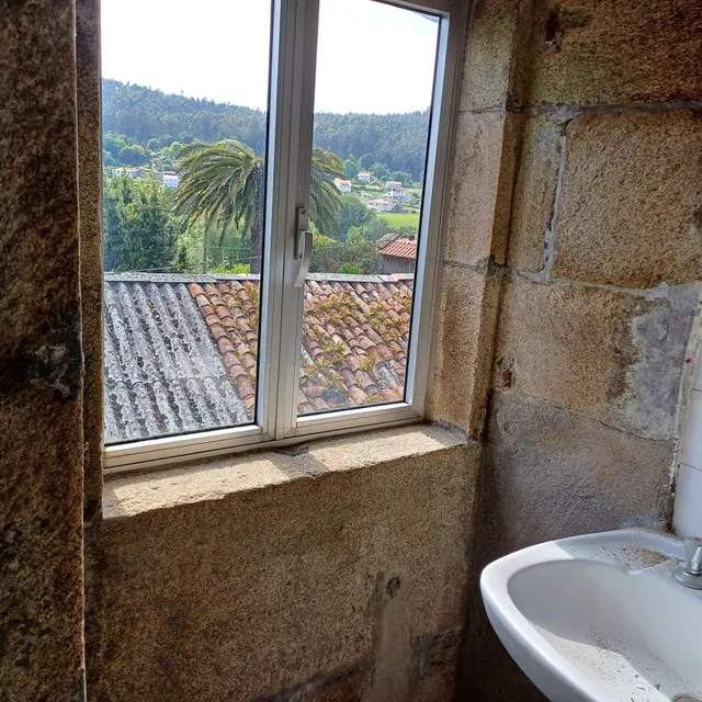 CASA EN VENTA PARA RESTAURAR — 33
