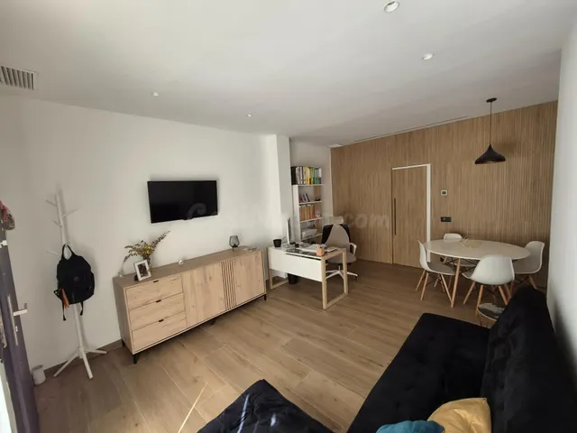 VIVIENDA EN GODELLA EN PLANTA BAJA - foto 3
