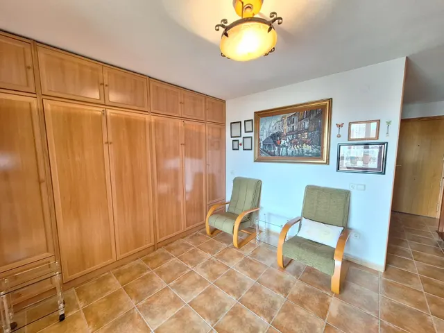 ️ estudio en 14.ª planta con vistas al skyline de Benidorm y al mar, a unos 800 mts. a la playa — 7