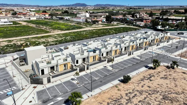 EXCLUSIVA VIVIENDA DE DISEÑO CONTEMPORÁNEO – CALIDAD, CONFOR - foto 3