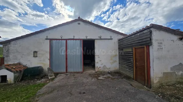 Nave en Camijanes, Herrerias - foto 5
