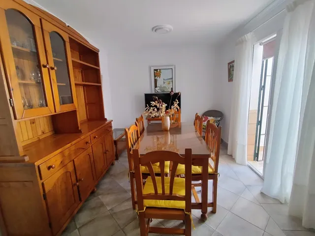 SE ALQUILA ADOSADO EN FUENGIROLA — 8