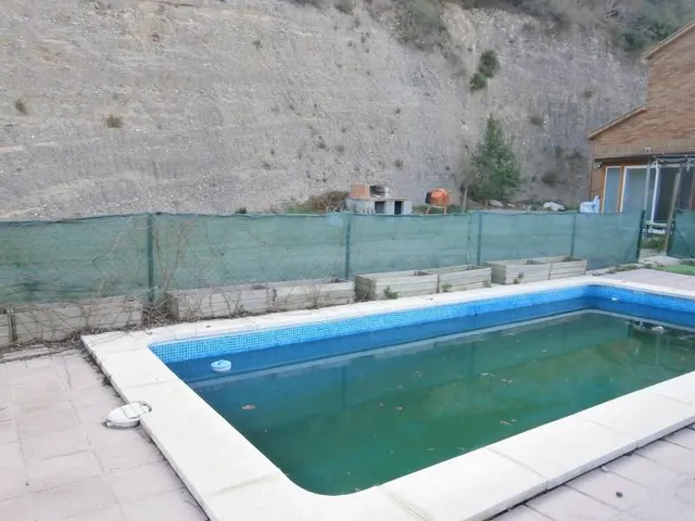 TERRENO EN CAN VILLABA DE ABRERA CON PISCINA Y BARBACOA, A 25 MINUTOS DE BARCELONA — 2