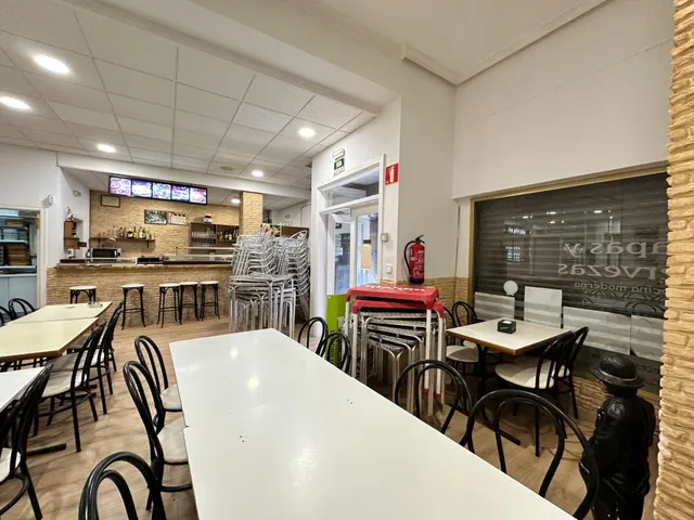 Oportunidad Única: Local Comercial Totalmente Acondicionado en San Pedro del Pinatar (Murcia) — 21