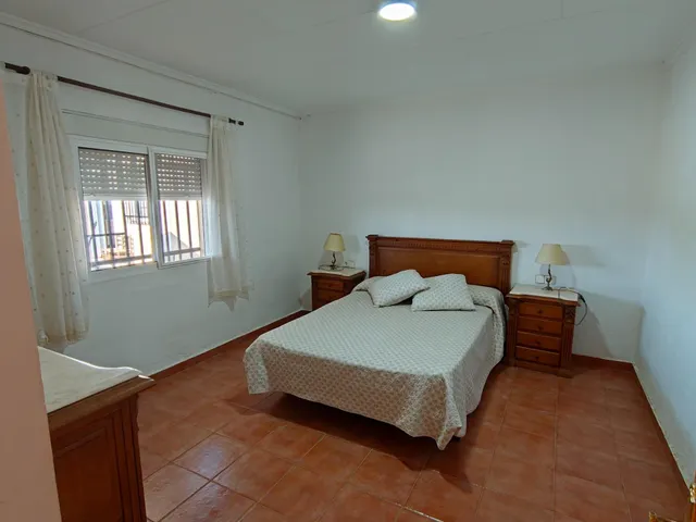 Chalet con piscina — 15