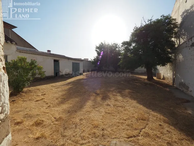 Amplia Casa en Tomelloso - Oportunidad para Reformar - foto 3