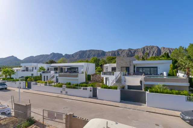 Villa 3 habitaciones 225m² en venta - Pueblo 12 — 10