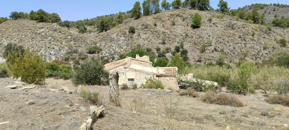 Casa de campo con terreno en Purchena ( Almería )