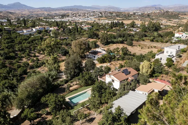 Chalet 4 habitaciones 214m² en venta - Centro — 25