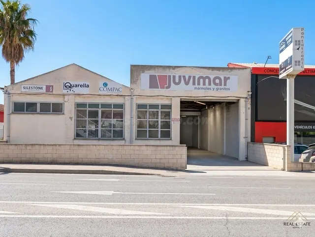 NAVE COMERCIAL TOP: Fachada Ctra. Santa Pola (Junto a McDona - foto 2