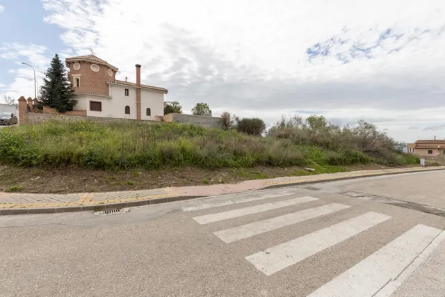 Terreno urbano de 1600 metros unifamiliar para realizar hasta 6 viviendas — 13