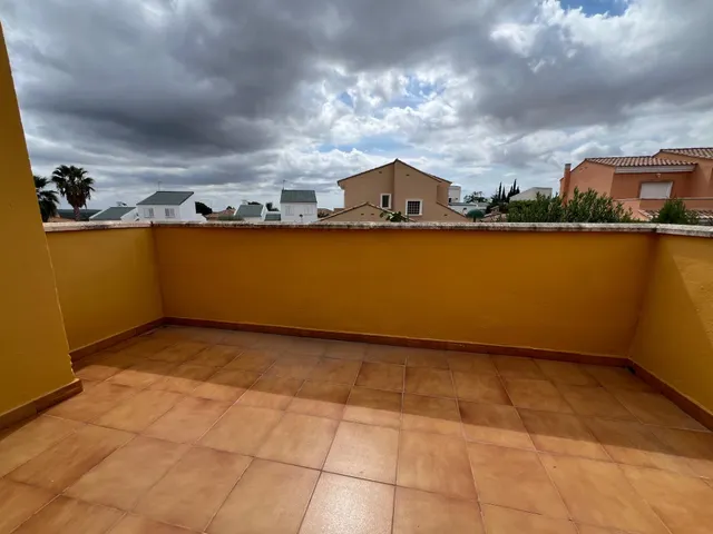 Chalet en venta Lliria en Urbanización Vall de Lliria. — 18