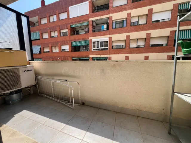 Piso con rentabilidad inmediata en Amposta – Ideal para inve - foto 2