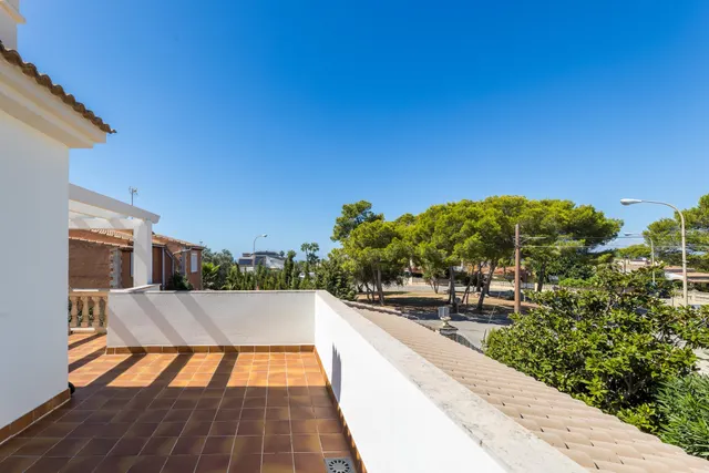 ESPECTACULAR CASA EN BAHÍA GRAN  PISCINA Y ENERGÍA SOLAR — 50