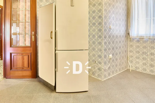 SE ALQUILA VIVIENDA EN VALENCIA — 18