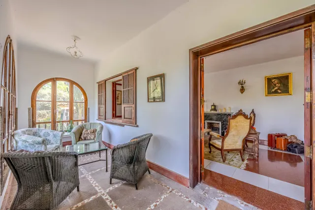 Casa con encanto en tafira, amplia parcela y construcciones auxiliares — 21
