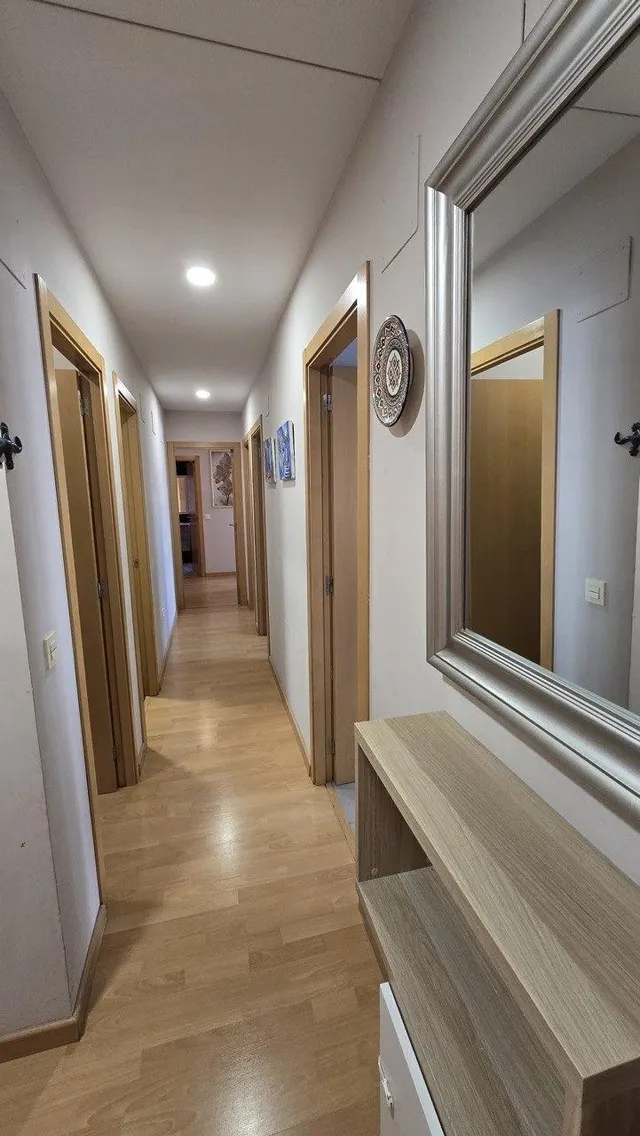 Piso 4 habitaciones 106m² en venta - Núcleo Urbano — 9