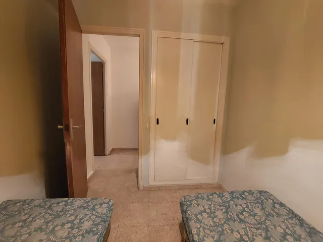 Piso 3 habitaciones y ascensor,   ¡oportunidad con alta rentabilidad en Alicante! — 30