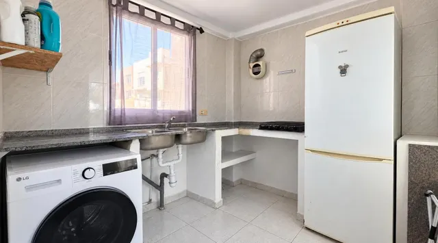 Tres plantas y una casa que guarda el cielo con piscina para el final.!! — 28