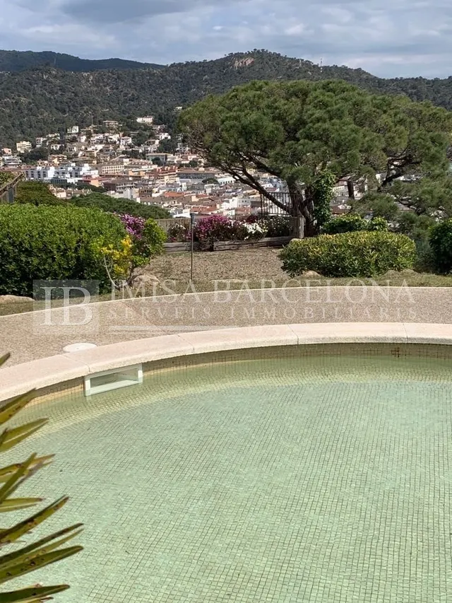 Apartamento con espectaculares vistas al mar y al Castillo — 17