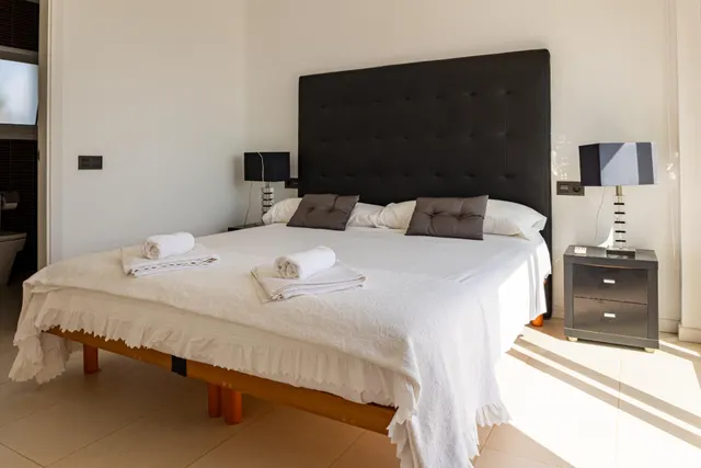 MARAVILLOSO CHALET CON LT Y VISTAS MAR — 16