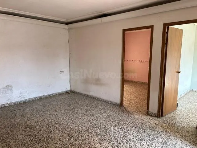 Ocasión .......piso para reformar en Torres de Cotillas !! — 3