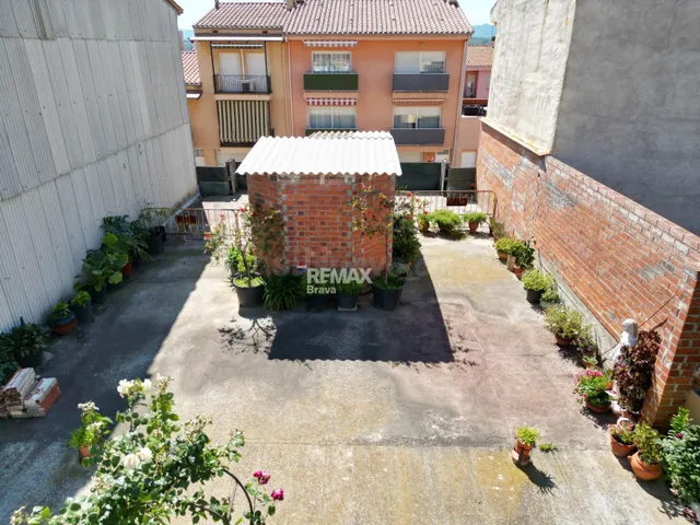 La Bisbal d’Empordà | Terreno urbano con proyecto residencia - foto 5