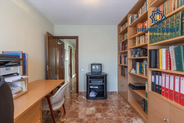 Vivienda Exclusiva en Urbanización Viñas del Rey – Otura — 27