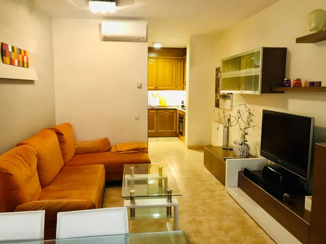 PISO CON GRAN TERRAZA - CASTELLDEFELS - CENTRO — 15