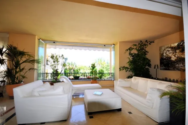 Apartamento 4 habitaciones 389m² en venta - Altos de Estepona — 10