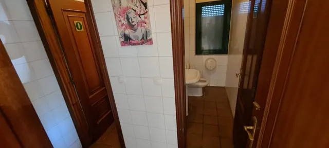 CASA REFORMADA USO HOTELERO EN SANTA COMBA — 34