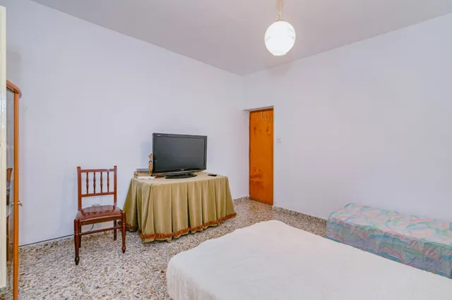 Amplia y Luminosa Casa en el Corazón de Monachil — 34