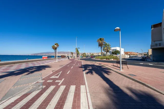 Triplex en Nueva Almería — 38