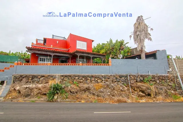 Casa-Chalet en Venta en Tijarafe Santa Cruz de Tenerife - foto 2