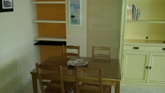 Apartamento con terraza y garaje — 8