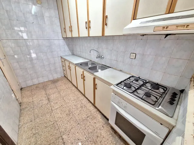 PIS  A VILANOVA DEL CAMÍ — 8
