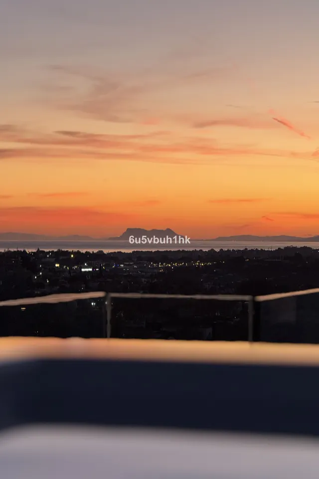 Ático Dúplex 3 habitaciones 247m² en venta - Marbella — 30